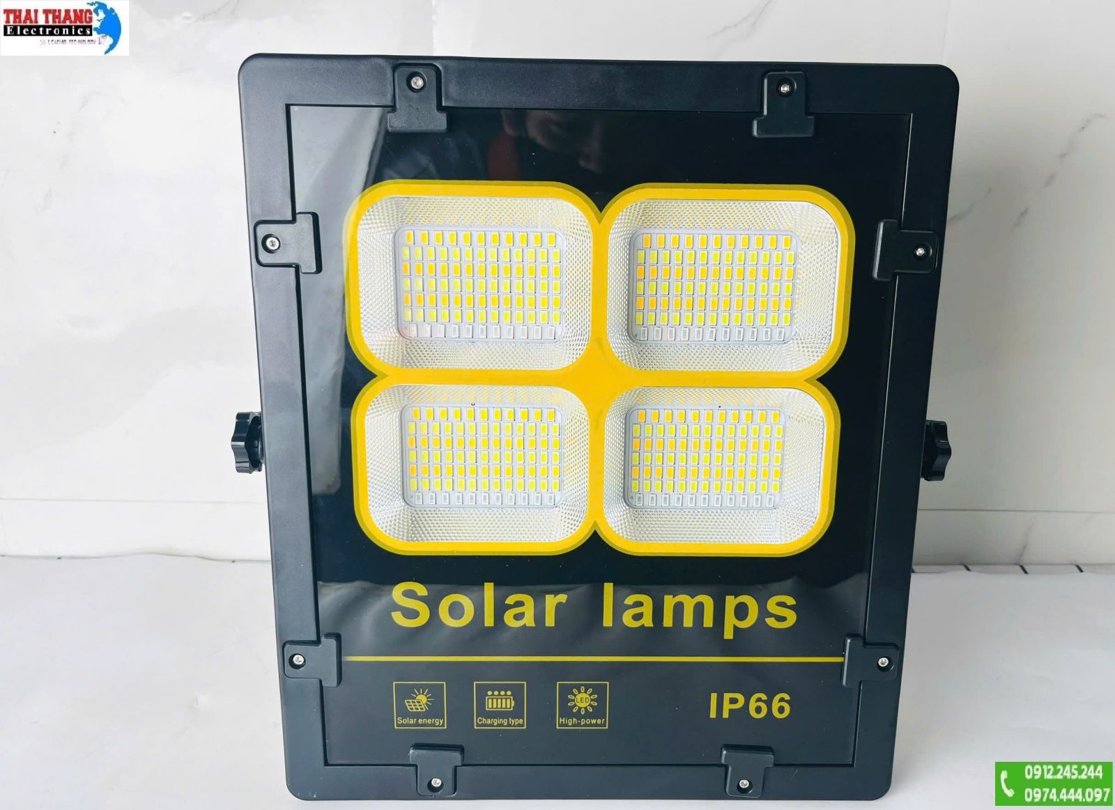 ĐÈN PHA CÔNG TRƯỜNG, ĐÈN KHẨN CẤP WINNING LIGHT CT1060 200W  – PIN NĂNG LƯỢNG MẶT TRỜI