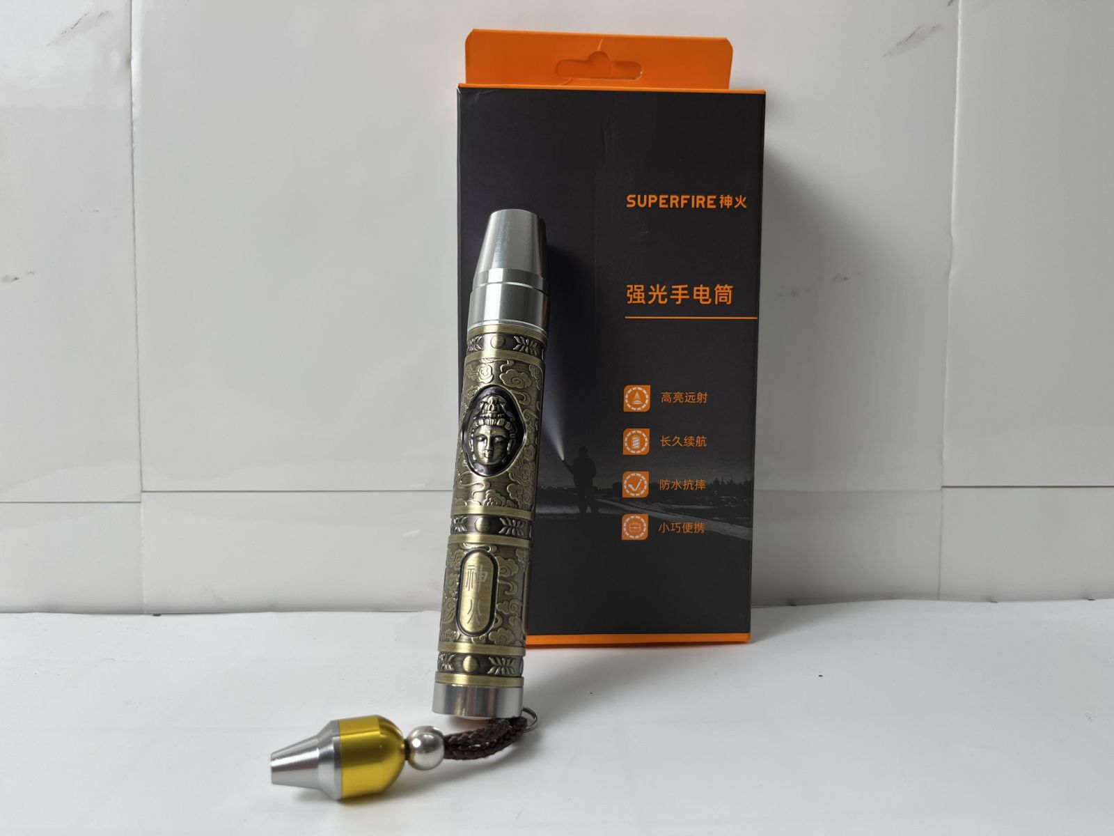 Đèn pin soi đá, soi kiểm tra xe ô tô 3 led in 1 ( trắng, vàng, uv) SuperFire S19-X